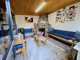 Hatıp Cad.polis Merkezine 2 Km Müstakil 5+1 Özel İşçilik Villa