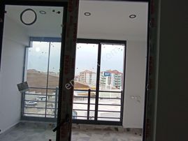 Arkadaş Emlaktan Best Benzinlik Civarında 3+1 1.kat Satılık Daire 3.900.000tl