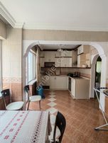 Akçay Emlak'tan Akşehir Yıldırım İlkokulu Civarı Doğalgazlı Bakımlı Ara Kat Satılık 3+1 Daire