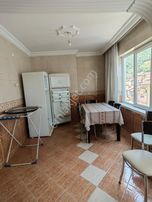 Akçay Emlak'tan Akşehir Yıldırım İlkokulu Civarı Doğalgazlı Bakımlı Ara Kat Satılık 3+1 Daire