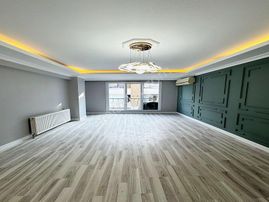 Nes Yapı'dan Saray Dairesi !! 130 M² Cam Balkonlu İskanlı Ebeveyn Banyolu 2+1 Arakat Daire