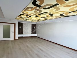 Nes Yapıdan Metrobüse Yürüme Mesafinde Masrafsız Arakat 2+1 Satılık Daire