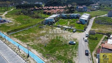 Erdek Turan Mahallesi Denize Sıfır Otel Sahası İçerisinde Bulunan 1377m² Satılık Arsa