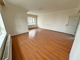 Hürel Mahallesinde Ara Katta Ön Cephede Manzaralı 3+1 Kiralık Daire