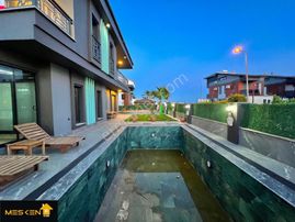 Didim Altınkum'da Plaja 800 M,ultra Lüks Tam Müğstakil Villa