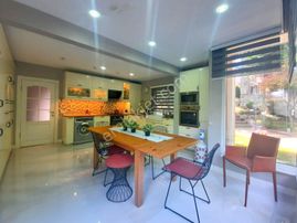 Mertcan'dan Çamlık Mah. Kanada Tipi Müstakil Lüks Villa