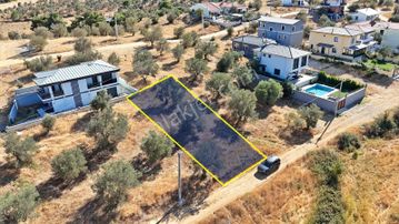 Burhaniye Pelitköy'de 342 M2 Satılık Villa Arsası