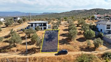 Burhaniye Pelitköy'de 342 M2 Satılık Villa Arsası