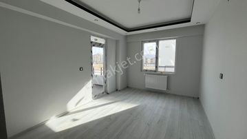 Prestijli Lokasyonda Süper Lüks 3+1 Satılık Daire