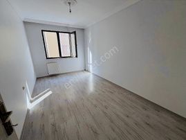 Araklı'da Kiralık 4+1 Doğalgazlı 180m2 Daire