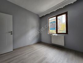 E&d Emlaktan Trabzon Yalıncak'ta Satılık 3+1 Manzaralı Daire