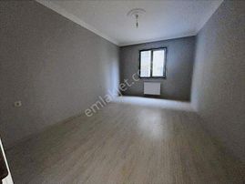 Merkezde Satılık 4+1 Doğalgazlı Sıfır Daire