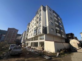 Merkez'de Kiralık Asansörlü Doğalgazlı 3+1 Daire