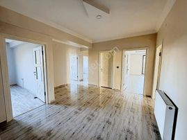 Remax Dem'den Yavuz Selim Mah.satılık 4+1 Ara Kat Daire