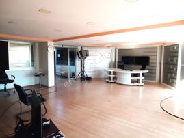 Cumhuriyet Meydanı İşmerkezinde Satılık Ofis