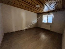 Arsin Merkezde Satılık 3+1 Doğalgazlı Teras Daire