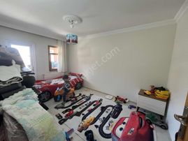 Merkez'de Satılık 3+1 Doğalgazlı Asansörlü Daire