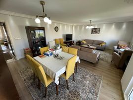 Turyap Narlıdere Şehitlik'te Metro Yanı Satılık Deniz Manzaralı 4+1 Daire