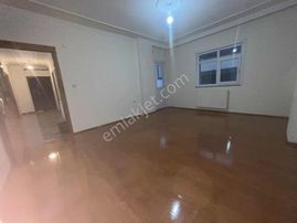 Merkezde Kiralık Doğalgazlı Asansörlü 3+1 Daire