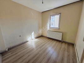 Remax Dem'den İçtaşlarda Satılık Temiz Bakımlı Daire