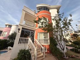 Didim Akbük Olive Garden Sitesi 3+1 Havuzlu Tam Müstakil Villa