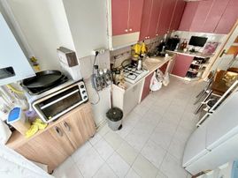 ꧁ay Emlaktan꧂akçay Merkezde Ayrı Mutfak Kapalı Balkon Kombili Arakat Masrafsız Satılık 3+1 Daire