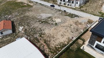 Talha Tozduman'dan Hatıp'ta Müstakil 1000m2 Etrafı Çevrili %30 E