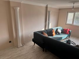 Kiralık Ofis-bağcılar Meydan/metro Durağı Yanında