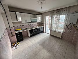 Cihandan Barıştepe Mah Demirdağ Cadde Üzeri Kiralık 3+1 Daire