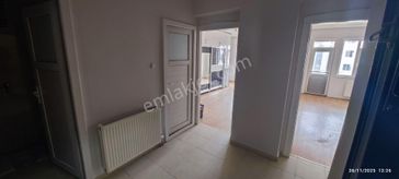 Cuma Pazarının Karşısın Da