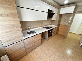 Yenikent Menderes Mh 3+1 Yapılı Asansörlü Ara Kat Bağımsız Daire