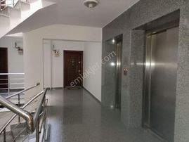 Elit Ve Nezih Binada/ön Cephe/bakımlı/kiracılı/fırsat/4+1