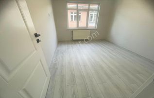 Şenlik'de Ultra Lüx Yapılı Metro Yakını 3+1 Satılık Daire!