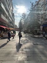 Kapalı Yola 50 Metre Dersaneler Bölgesinde 300 M2 Yüksek Tavan (asma Kata Uygun) Satılık Dükkan