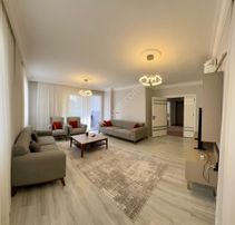 Süleyman Demirer Necat Uygur Bulvarı Üzeri 3+1 Satılık Daire