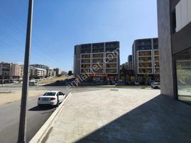 Cb Black'ten Görükle Dumlupınar Cadde Üzerinde Dükkan