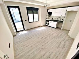 🌀gültaş Emlaktan Altınkumun Gözde Mevkiisinde Satılık Yep Yeni 1+1daire Fırsatı Sizleri Bekliyor!