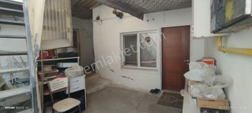 Kemalpaşa Mah. / 203 M2 Arsa İçinde 3 Daireli Komple Satılık Bina