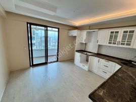 Evim-nur'dan 3+1 Havuzlu Site İçi Kiralık Daire