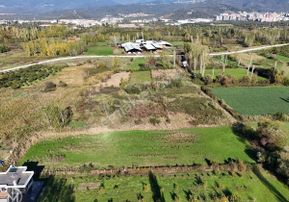 Mert Dinç Emlaktan Akçay Ülkü Yolunda 4.770 Metrekare Tarla