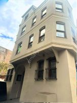 Balat'ta Yenilenmiş Müstakil, Konut/işyeri İçin Eşsiz Fırsat!!!