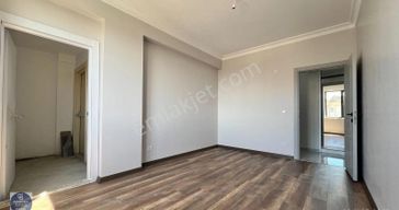 Satılık Kartal'da E-5 Yanı Yeni 2+1 Metroya 5 Dakika