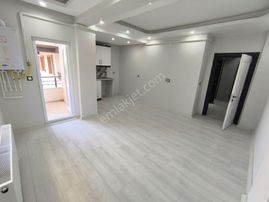 Maride Emlak`tan Eski Avm Arkası Kiralık 1+1 Sıfır Daire