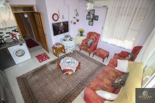 Opimadan Halitpaşada Nezih Site İçinde 2+1 Satılık Daire