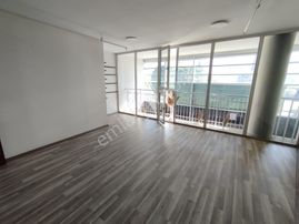 Yeni Valilik Civarı Bulvar Üzerinde 125m2 Kullanım Alanlı Ekstralı İşyeri