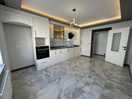 Öz Gayrimenkul'den Fevzi Çakmak Mah'de 3+1 Ara'kat Merkezi Konumunda Daire!!