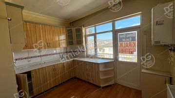 Yayla Yapı Sinan Apartmanı Kiralık 3+1 Daire