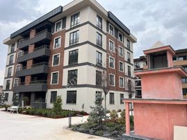 Uluğbey Altınkule Pera Palace' Nin En Prestijli Ara Kat 3+1 ' İ