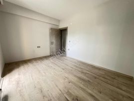 Yamaner'den Yolçatı'da Ayrı Mutfaklı Çift Cephe 2+1 Daire