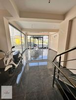 Sur Yapı Karşısı 160 M² 3 Katlı Satılık Dükkan